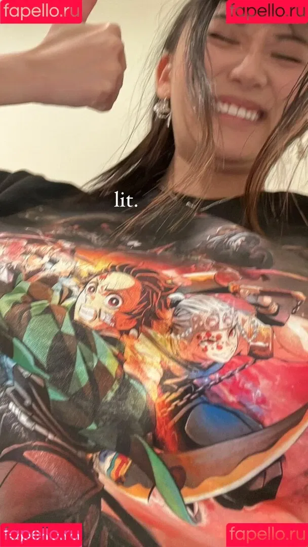 AriaSaki / annoyingaria Onlyfans Photo Gallery 