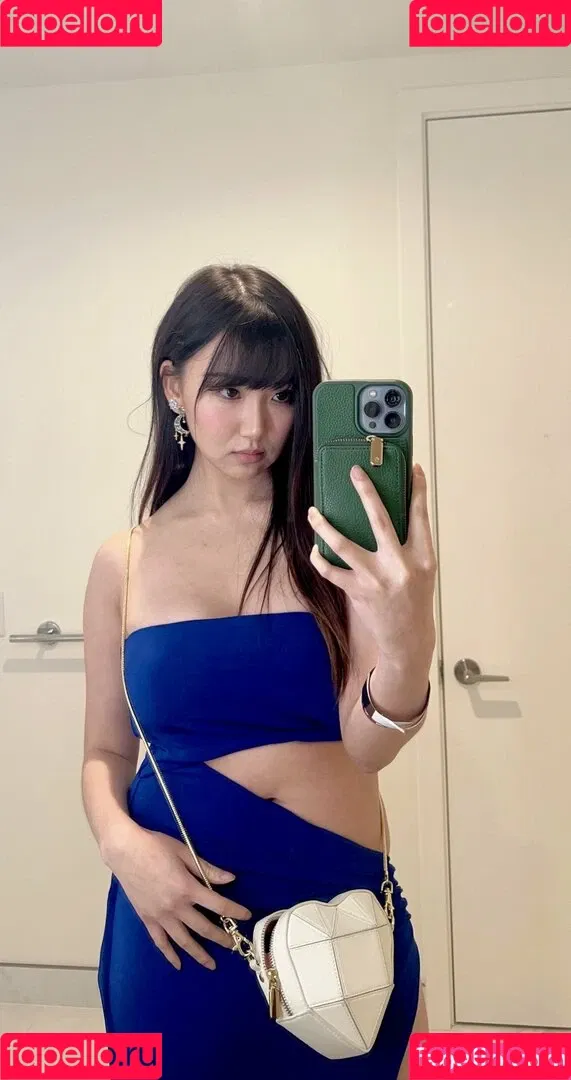 AriaSaki / annoyingaria Onlyfans Photo Gallery 