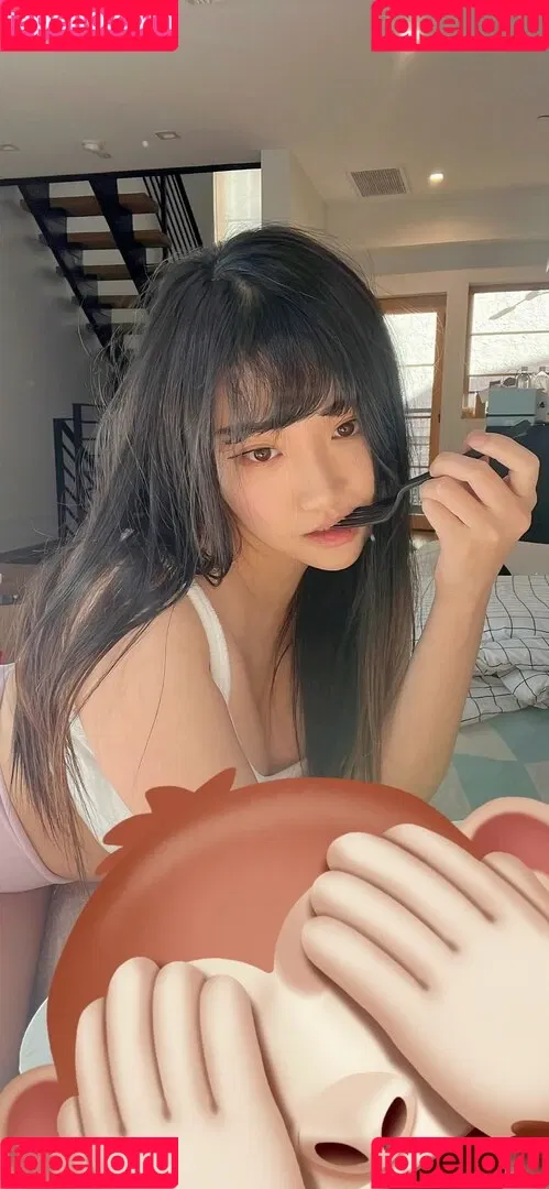 AriaSaki / annoyingaria Onlyfans Photo Gallery 