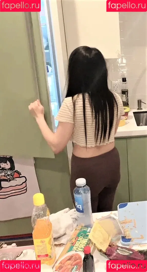 AriaSaki / annoyingaria Onlyfans Photo Gallery 