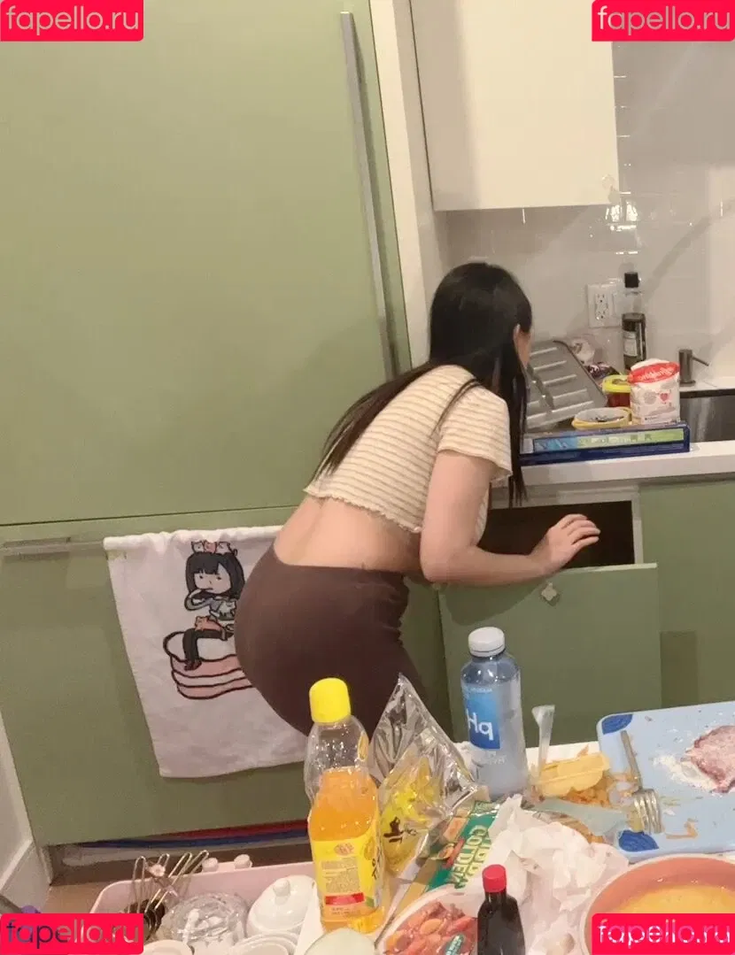 AriaSaki / annoyingaria Onlyfans Photo Gallery 