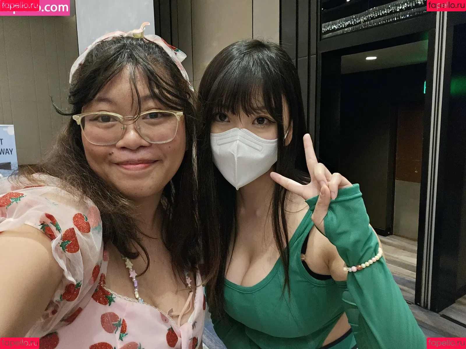 AriaSaki / annoyingaria Onlyfans Photo Gallery 