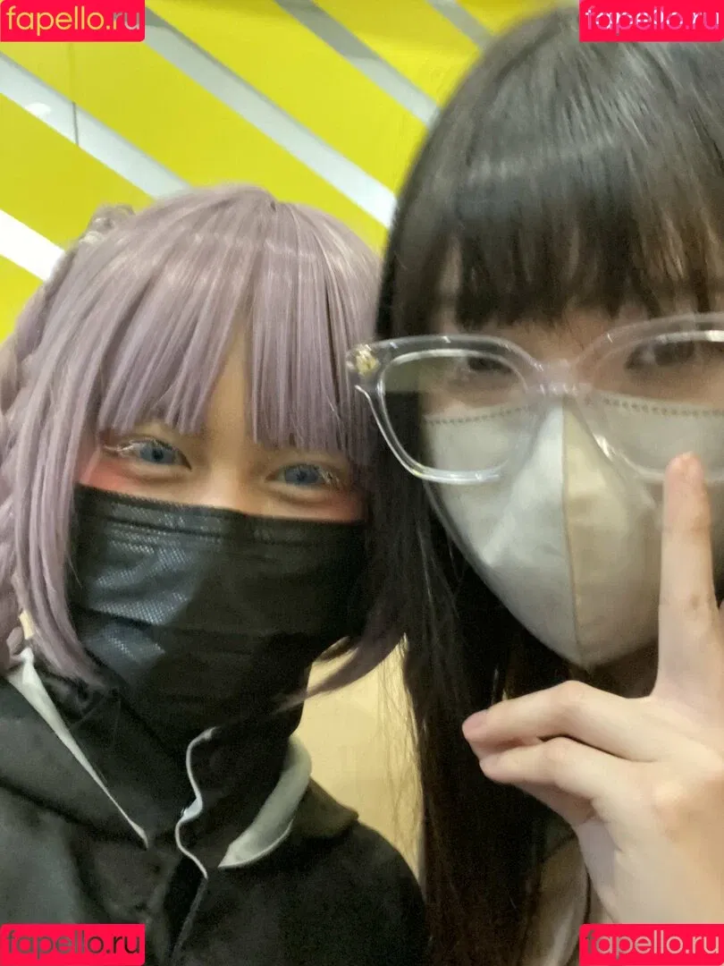 AriaSaki / annoyingaria Onlyfans Photo Gallery 