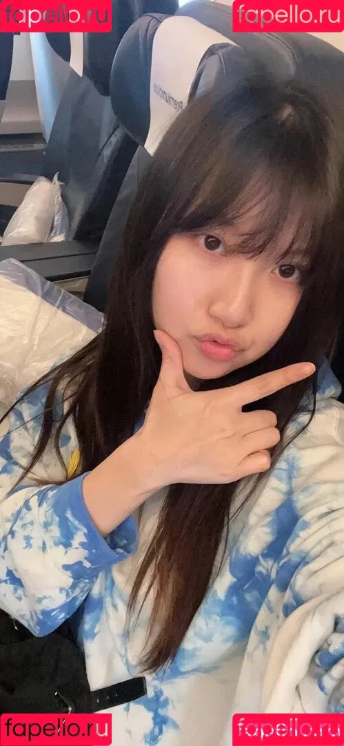 AriaSaki / annoyingaria Onlyfans Photo Gallery 