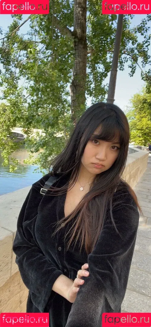 AriaSaki / annoyingaria Onlyfans Photo Gallery 