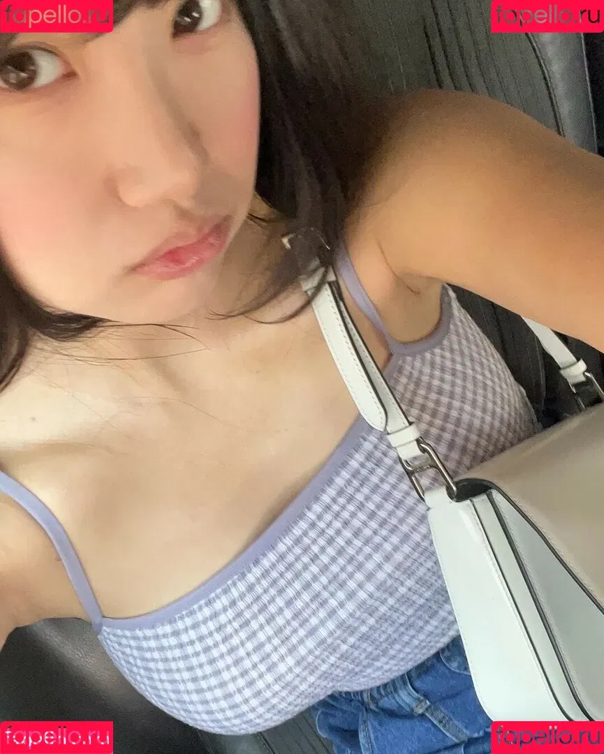 AriaSaki / annoyingaria Onlyfans Photo Gallery 
