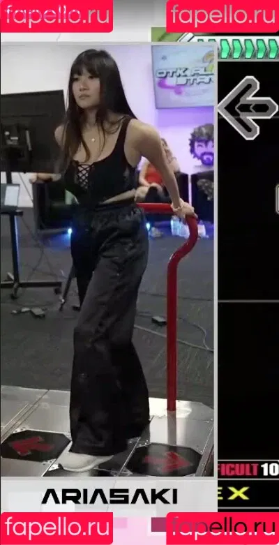 AriaSaki / annoyingaria Onlyfans Photo Gallery 