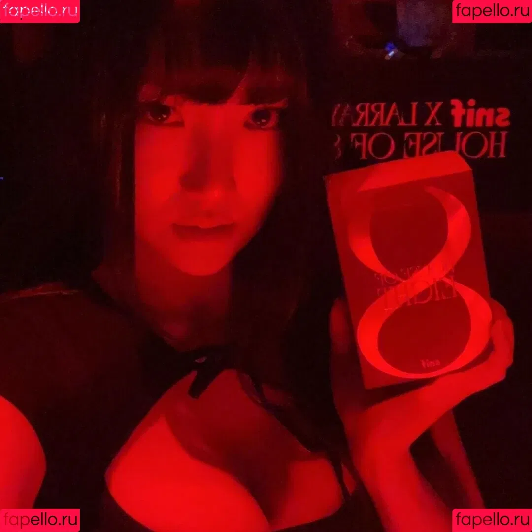 AriaSaki / annoyingaria Onlyfans Photo Gallery 