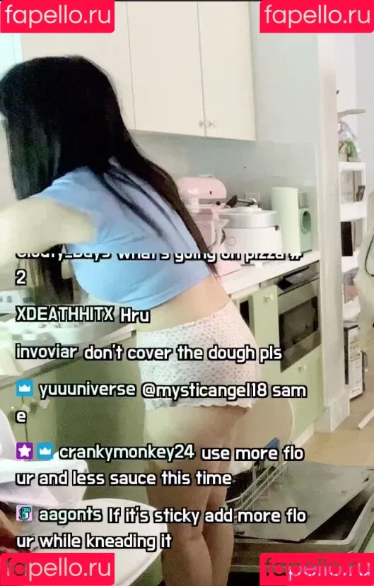 AriaSaki / annoyingaria Onlyfans Photo Gallery 