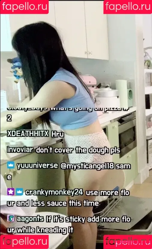 AriaSaki / annoyingaria Onlyfans Photo Gallery 