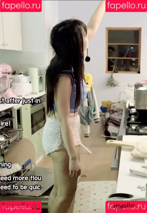 AriaSaki / annoyingaria Onlyfans Photo Gallery 