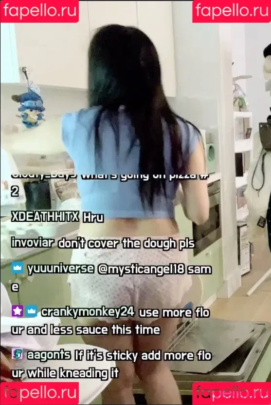 AriaSaki / annoyingaria Onlyfans Photo Gallery 