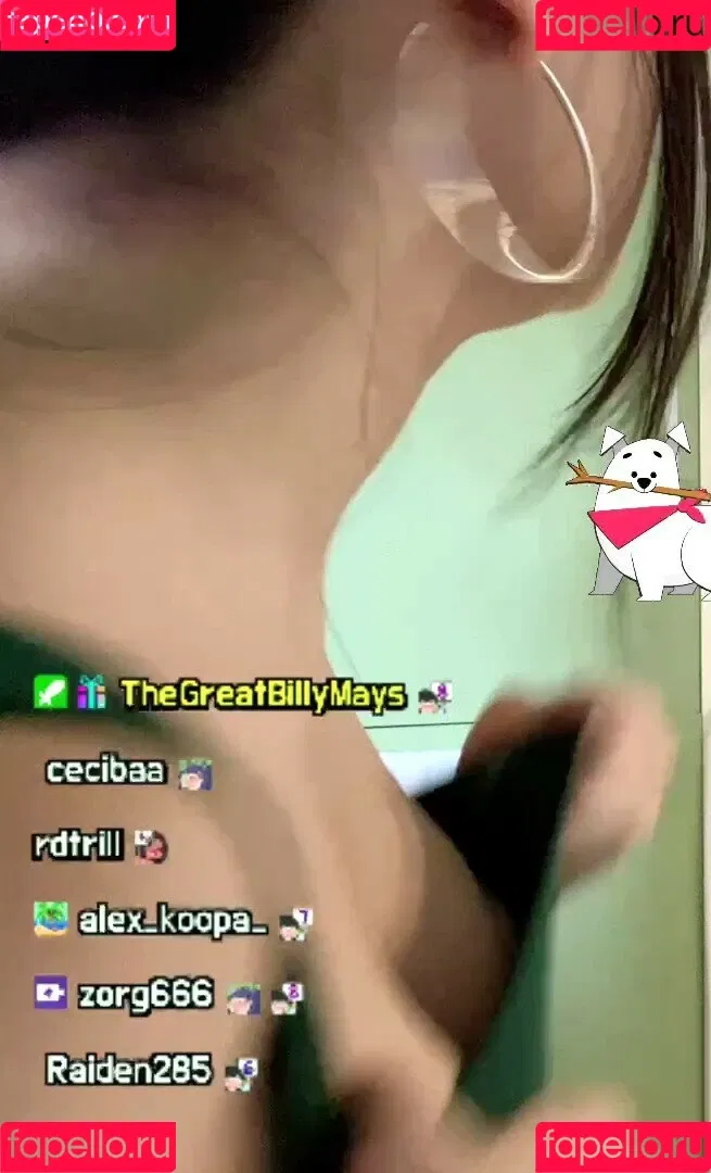 AriaSaki / annoyingaria Onlyfans Photo Gallery 