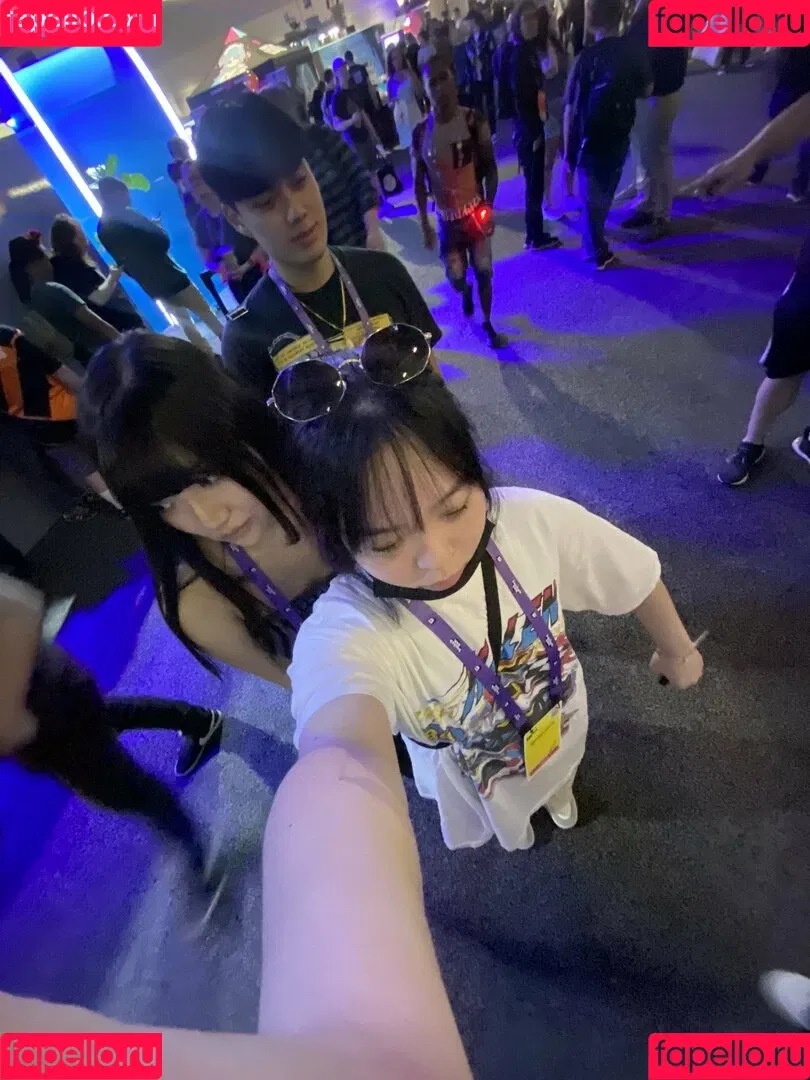AriaSaki / annoyingaria Onlyfans Photo Gallery 