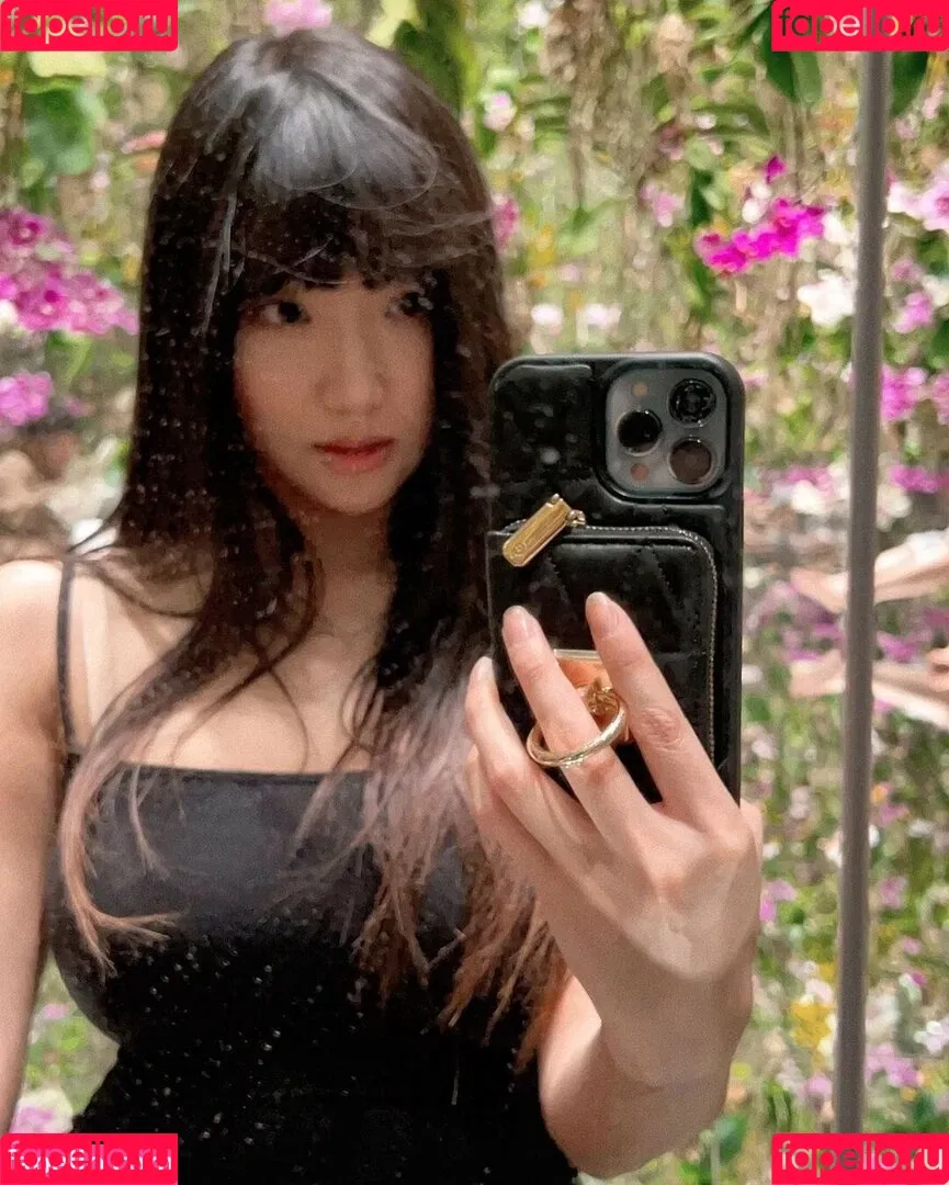AriaSaki / annoyingaria Onlyfans Photo Gallery 