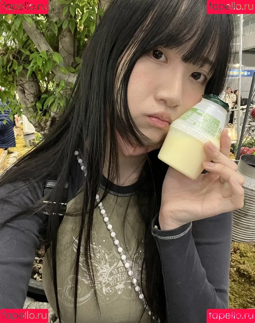 AriaSaki / annoyingaria Onlyfans Photo Gallery 