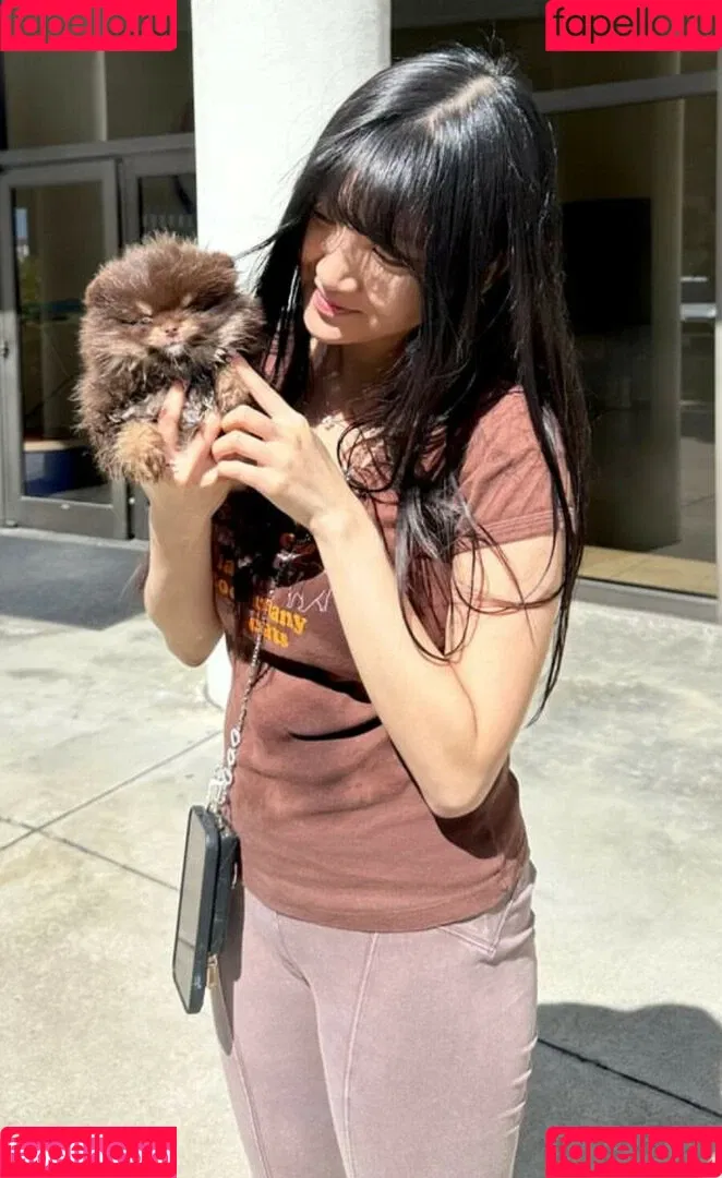 AriaSaki / annoyingaria Onlyfans Photo Gallery 