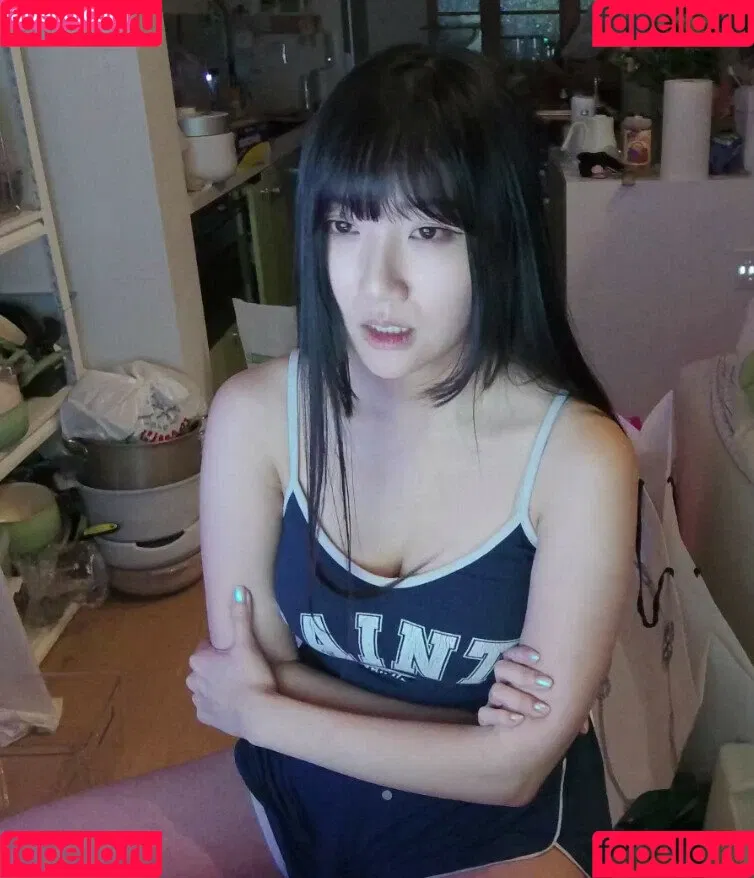 AriaSaki / annoyingaria Onlyfans Photo Gallery 