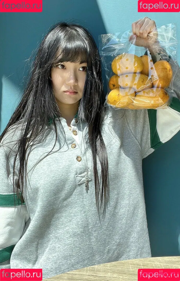 AriaSaki / annoyingaria Onlyfans Photo Gallery 
