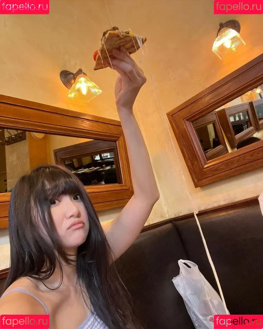 AriaSaki / annoyingaria Onlyfans Photo Gallery 