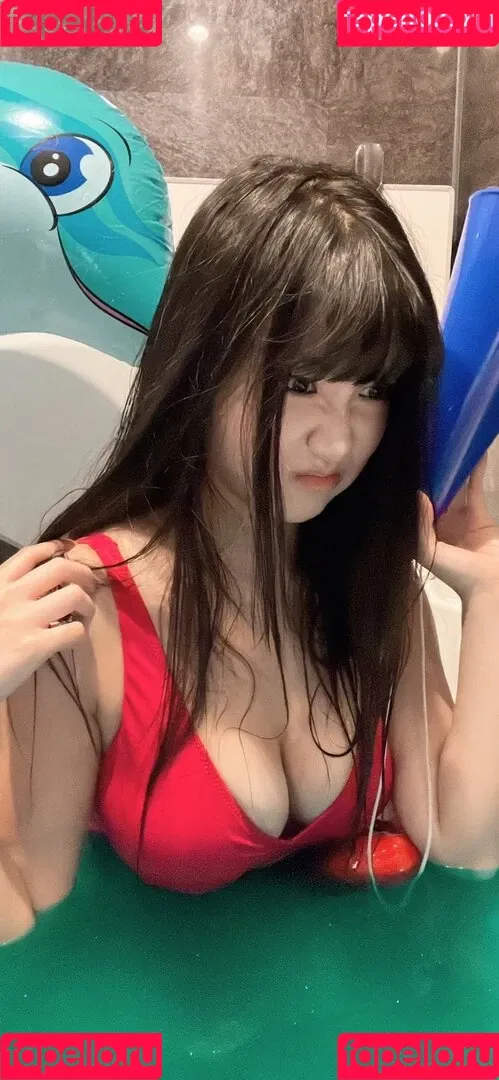AriaSaki / annoyingaria Onlyfans Photo Gallery 