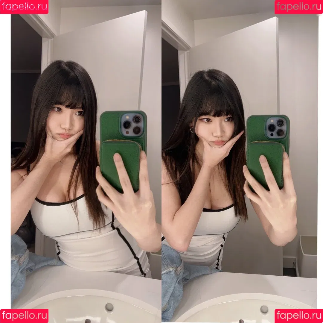 AriaSaki / annoyingaria Onlyfans Photo Gallery 