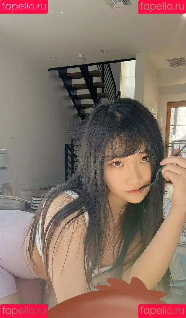AriaSaki / annoyingaria Onlyfans Photo Gallery 