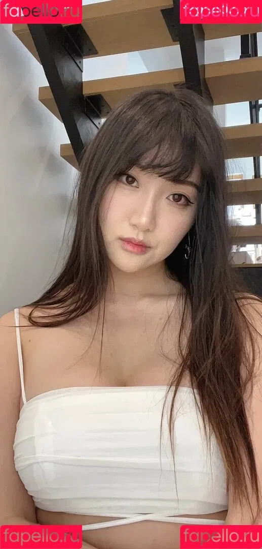AriaSaki / annoyingaria Onlyfans Photo Gallery 