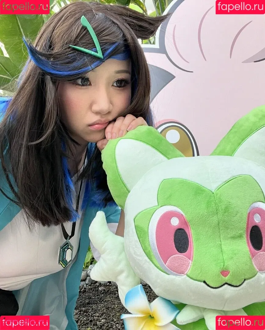 AriaSaki / annoyingaria Onlyfans Photo Gallery 