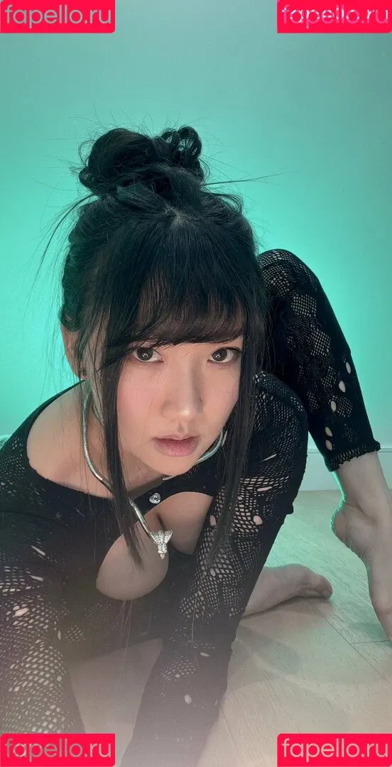 AriaSaki / annoyingaria Onlyfans Photo Gallery 