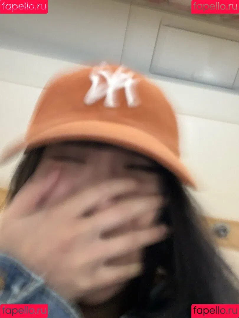 AriaSaki / annoyingaria Onlyfans Photo Gallery 