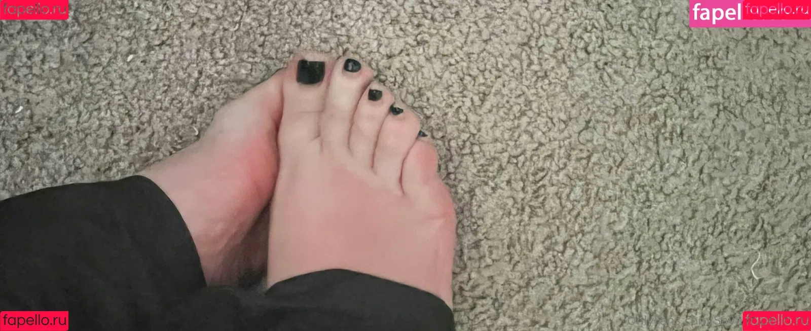 sav_feet / savannahs.feet Onlyfans Photo Gallery 
