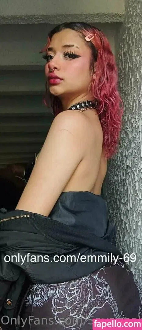 sav_feet / savannahs.feet Onlyfans Photo Gallery 