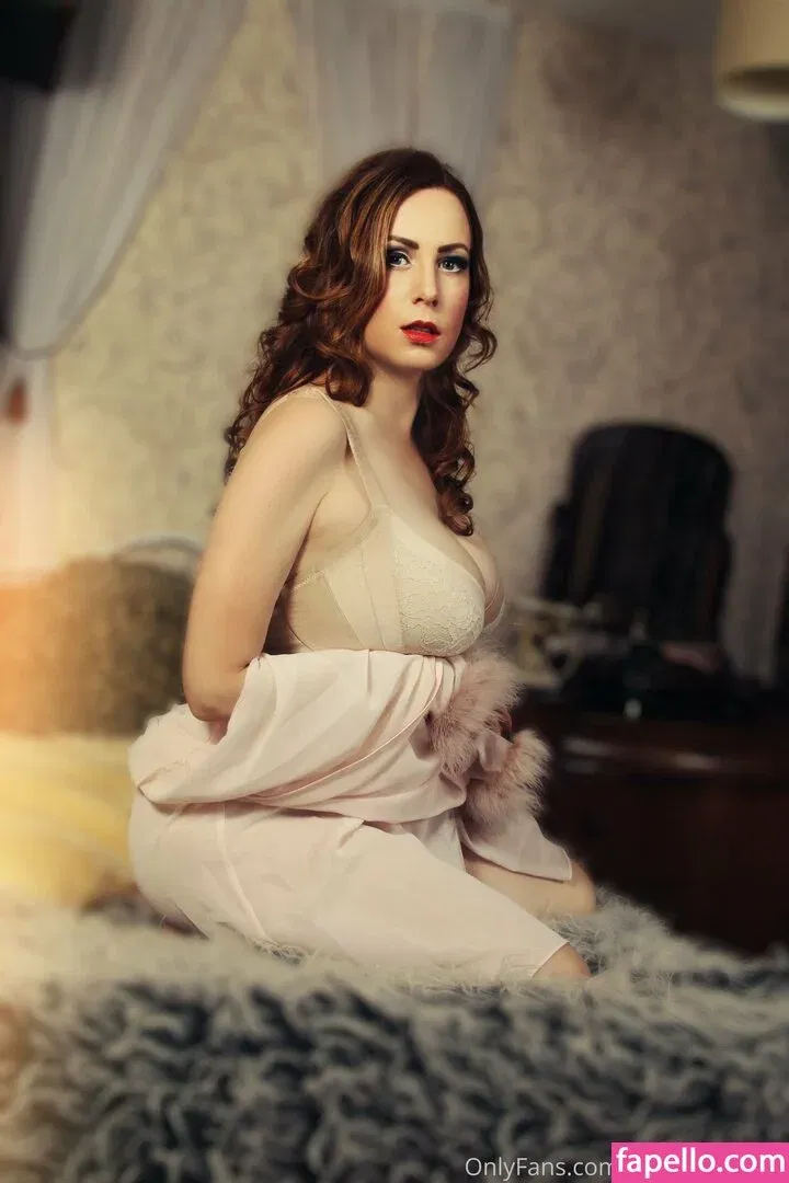 englishrosie21 / englishrosiee_rinsebeforeuse Onlyfans Photo Gallery 