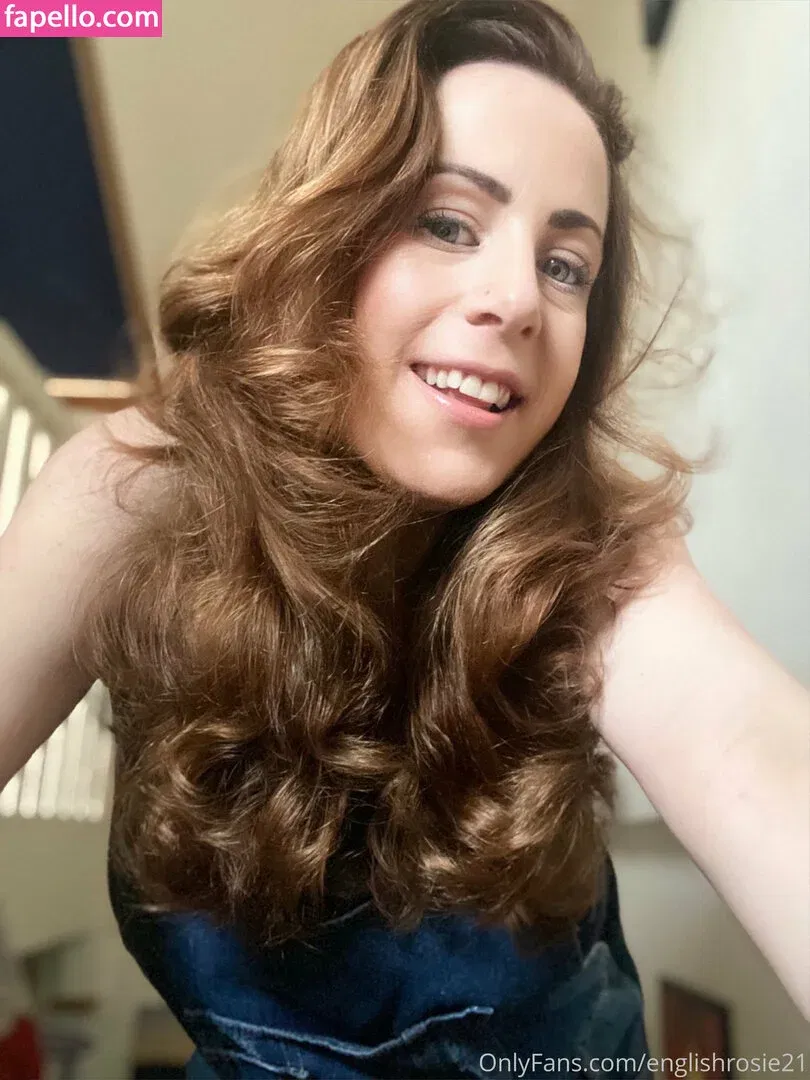 englishrosie21 / englishrosiee_rinsebeforeuse Onlyfans Photo Gallery 