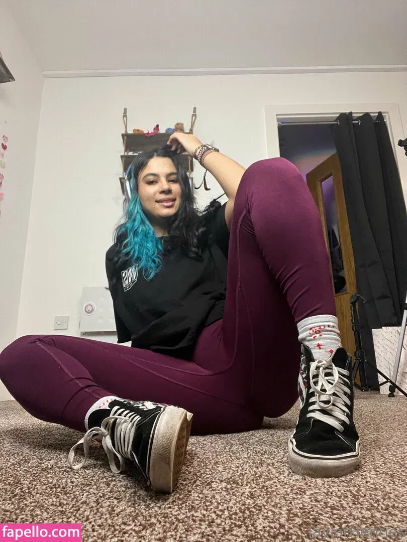 tayheners / taylorhenriesfree Onlyfans Photo Gallery 