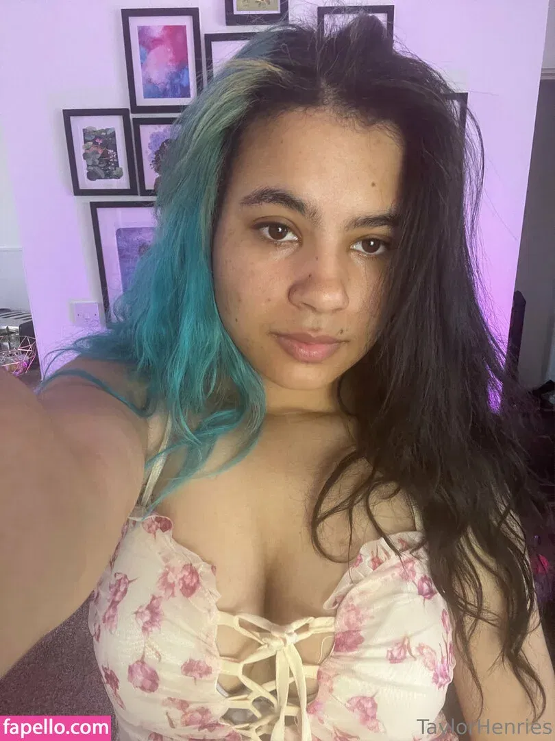 tayheners / taylorhenriesfree Onlyfans Photo Gallery 