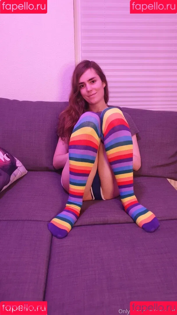 dovelark / dovelark_kitty / dovenlark Onlyfans Photo Gallery 