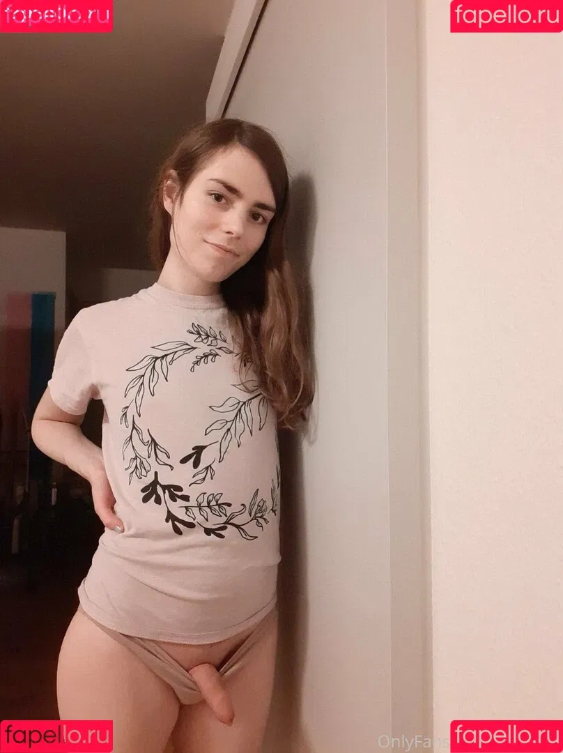 dovelark / dovelark_kitty / dovenlark Onlyfans Photo Gallery 