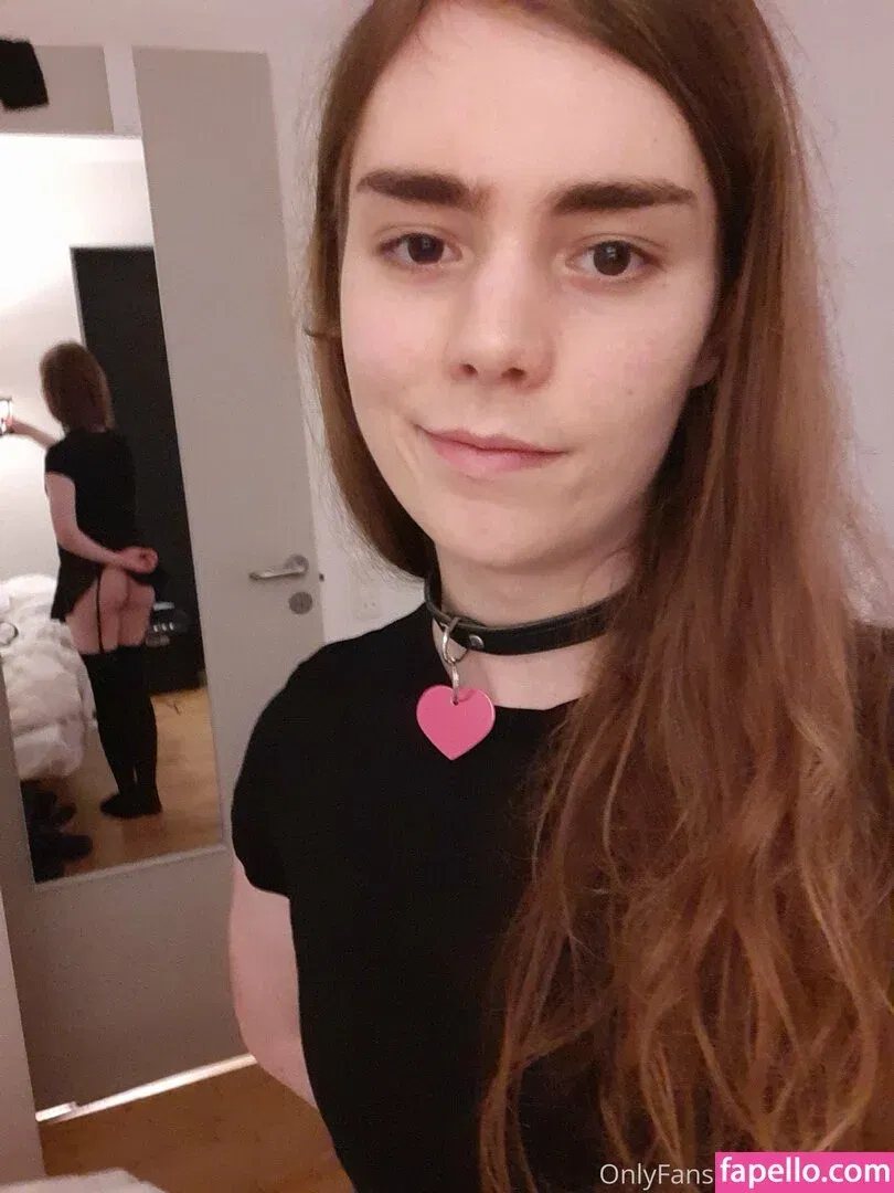 dovelark / dovelark_kitty / dovenlark Onlyfans Photo Gallery 