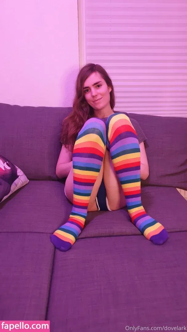 dovelark / dovelark_kitty / dovenlark Onlyfans Photo Gallery 