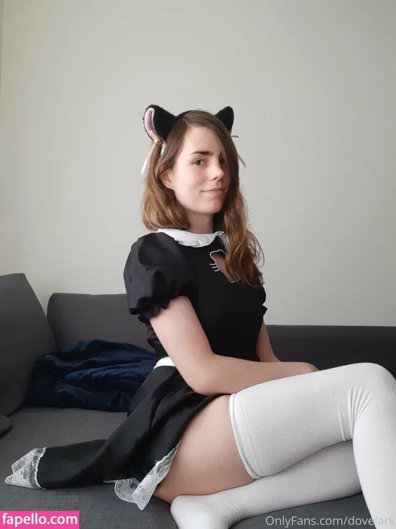 dovelark / dovelark_kitty / dovenlark Onlyfans Photo Gallery 