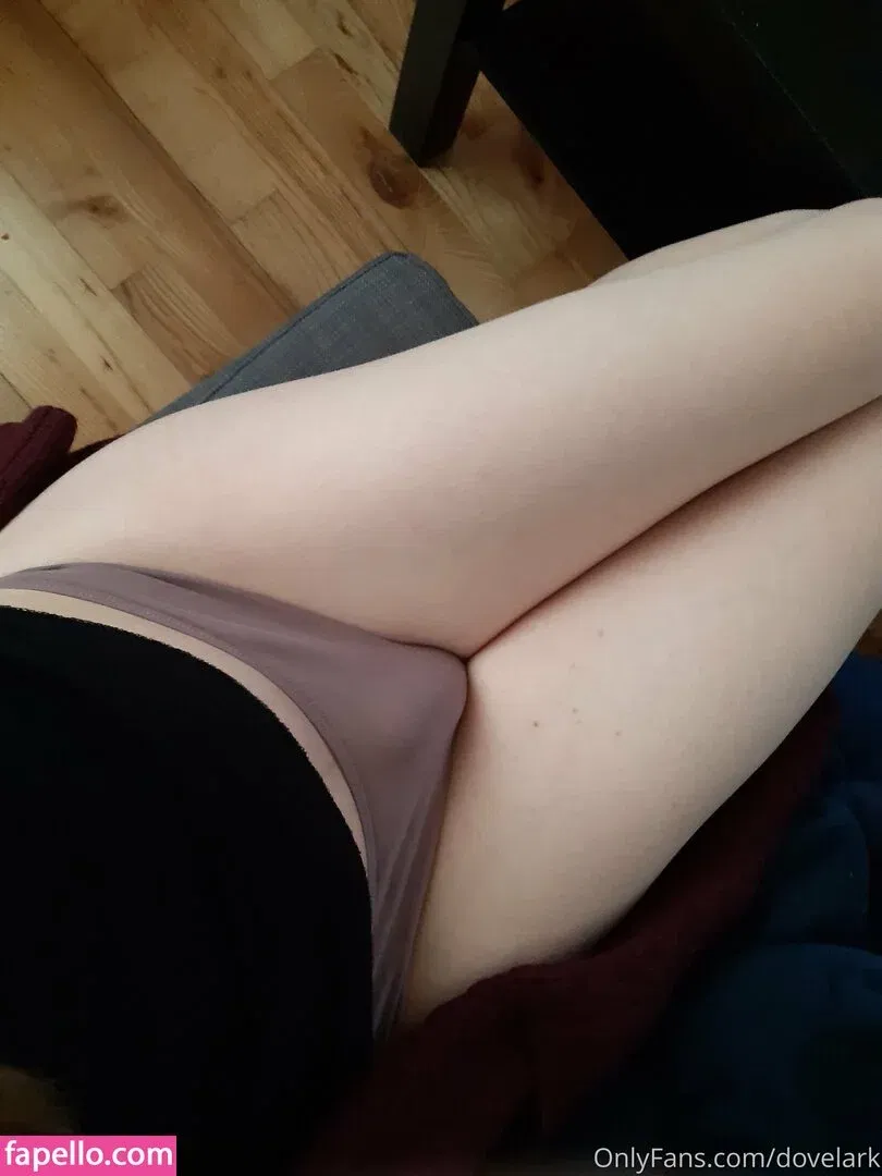 dovelark / dovelark_kitty / dovenlark Onlyfans Photo Gallery 