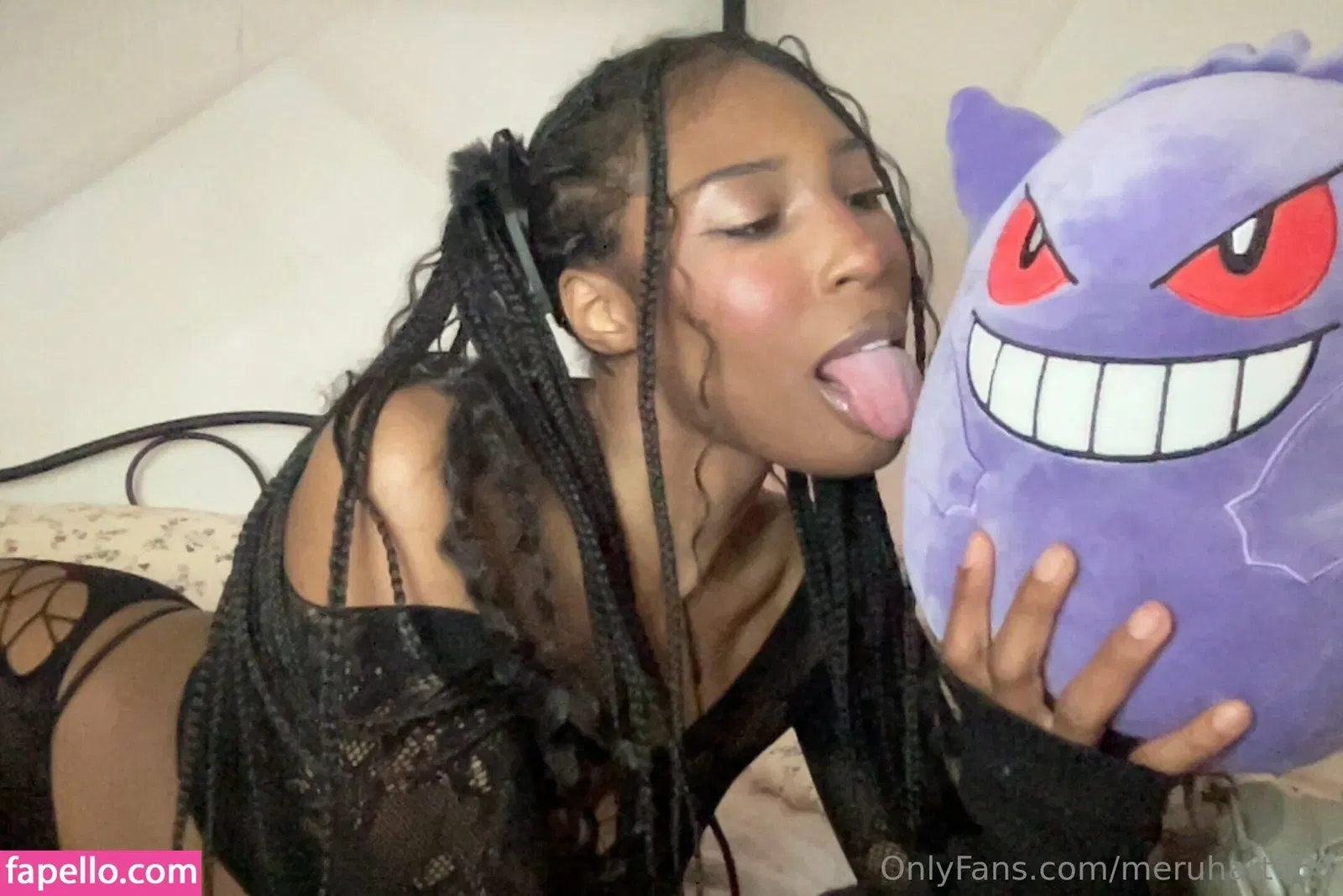 merkbert666 / meruhart666 Onlyfans Photo Gallery 