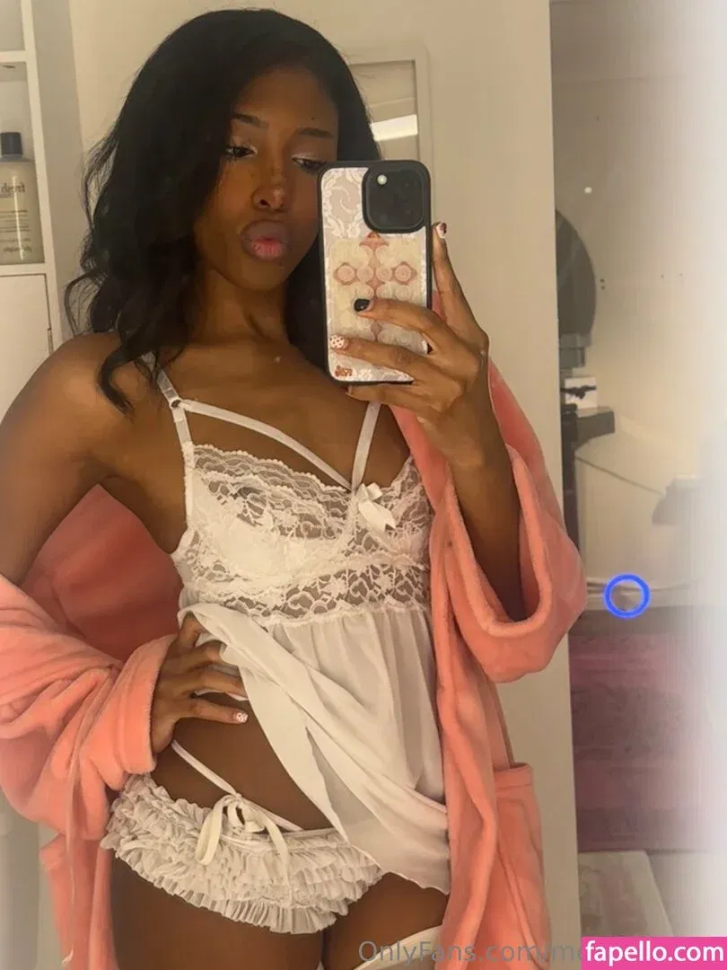 merkbert666 / meruhart666 Onlyfans Photo Gallery 