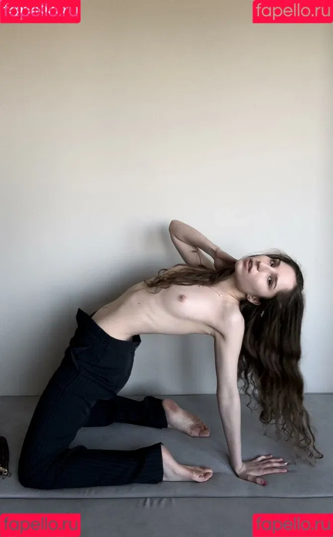 Alice & Haizlee / alicellani / alicexhaizlee Onlyfans Photo Gallery 
