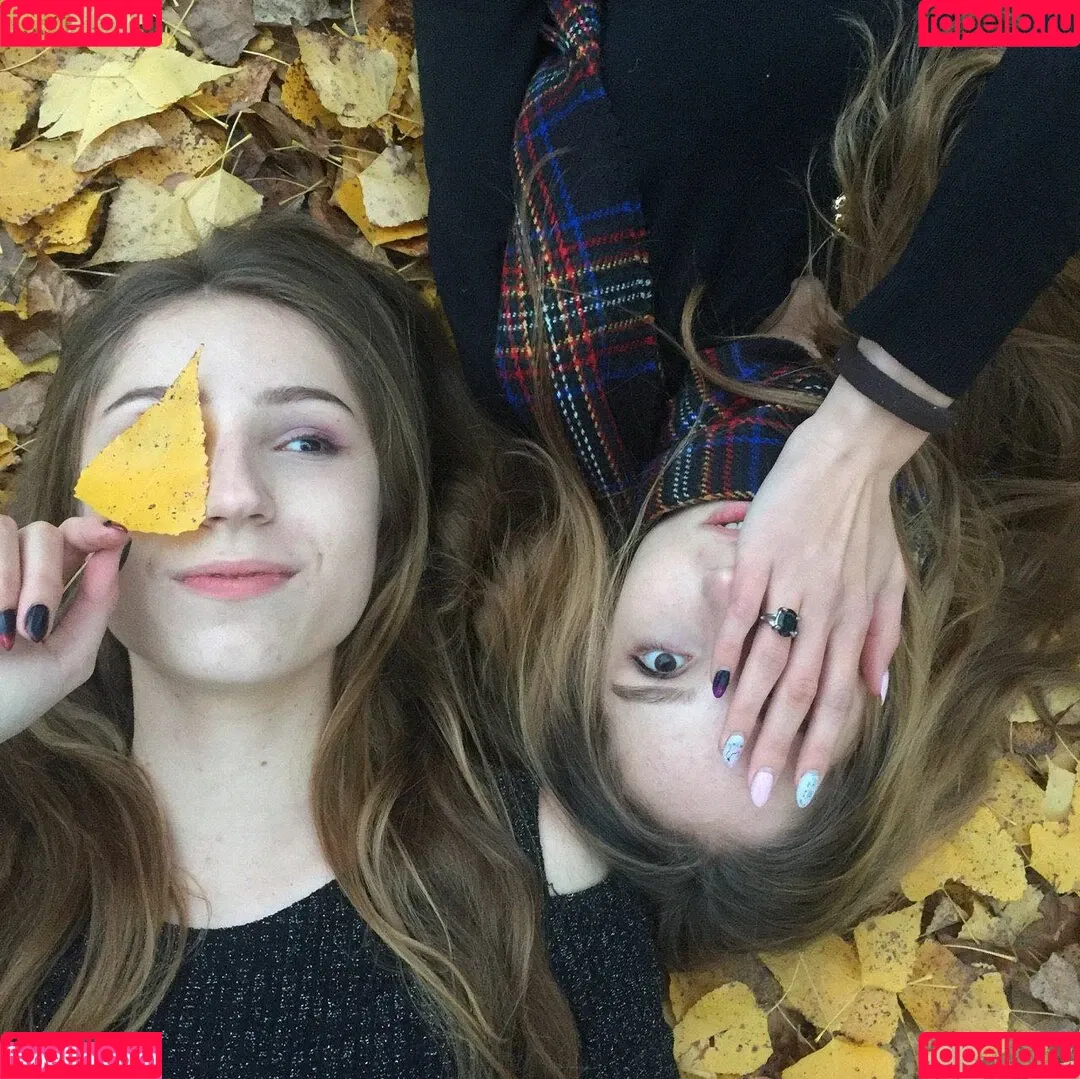 Alice & Haizlee / alicellani / alicexhaizlee Onlyfans Photo Gallery 