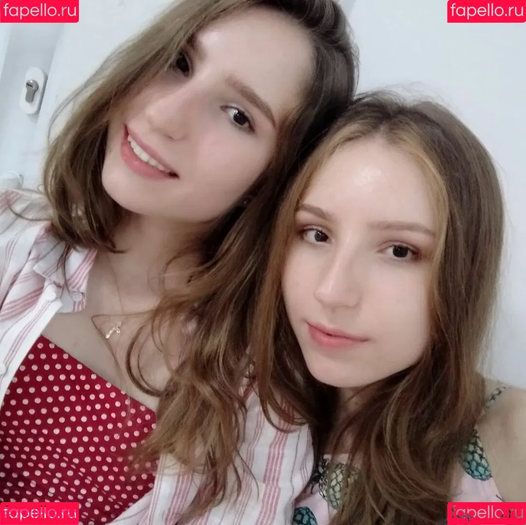Alice & Haizlee / alicellani / alicexhaizlee Onlyfans Photo Gallery 