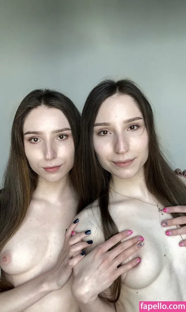 Alice & Haizlee / alicellani / alicexhaizlee Onlyfans Photo Gallery 