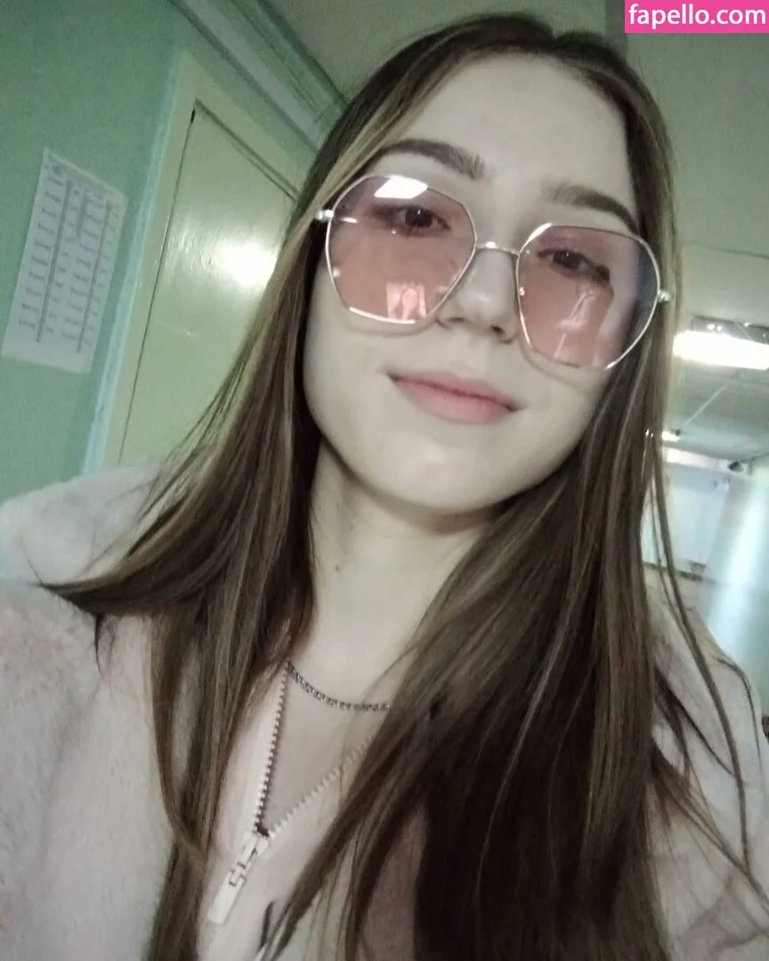 Alice & Haizlee / alicellani / alicexhaizlee Onlyfans Photo Gallery 